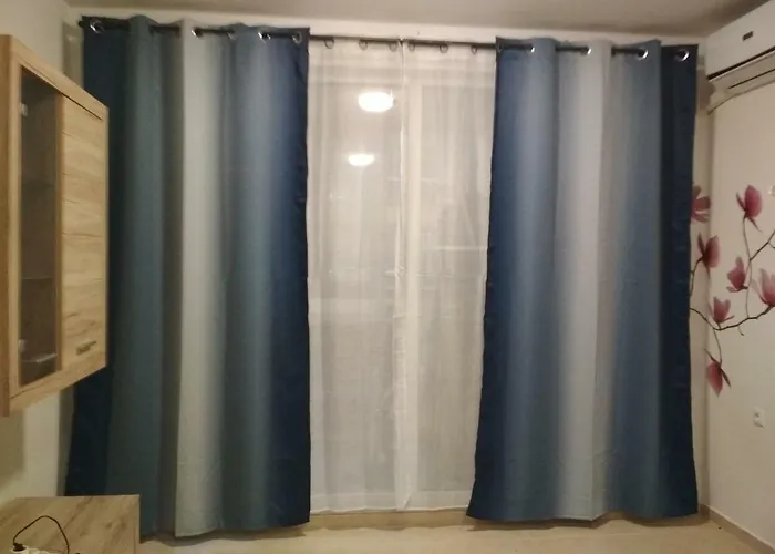 Victoria * ポモリエ